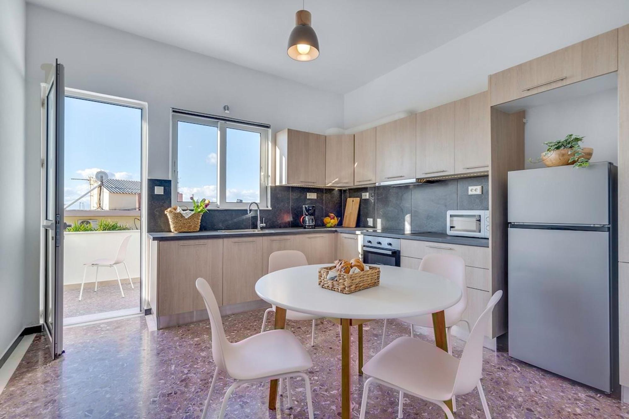 Sea City And Mountain View Apartment Chania  Zewnętrze zdjęcie